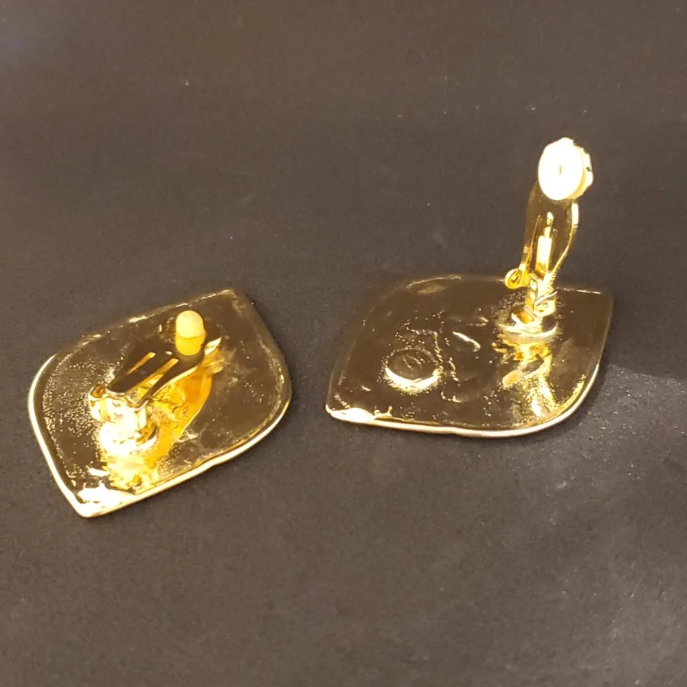 Vintage Gold tone Statement Clip on Earrings